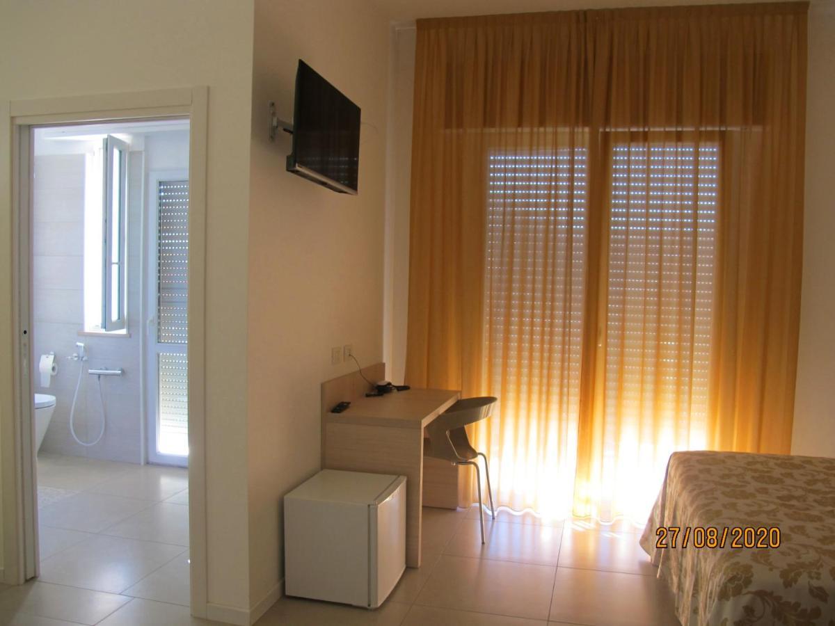 Santa Barbara Hotel & Apartments Bellaria-Igea Marina Zewnętrze zdjęcie