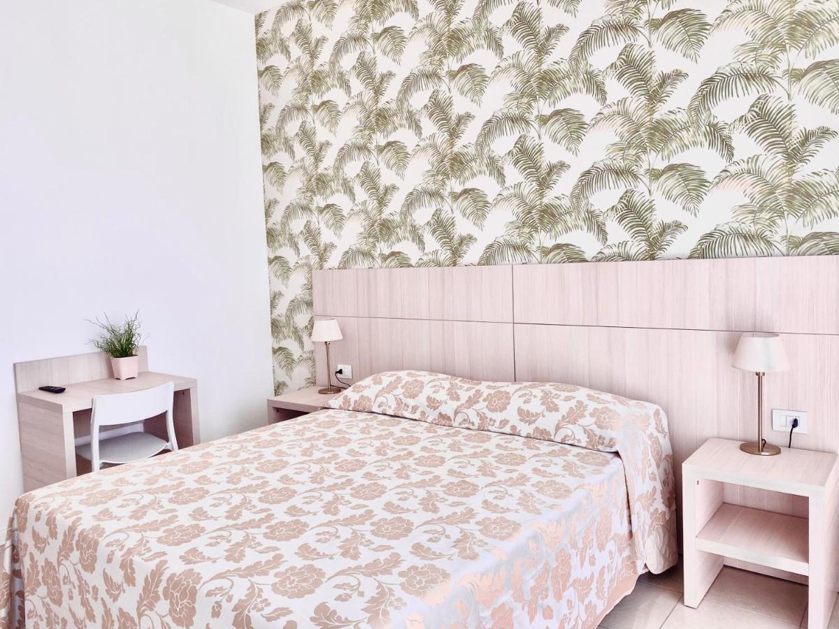 Santa Barbara Hotel & Apartments Bellaria-Igea Marina Zewnętrze zdjęcie
