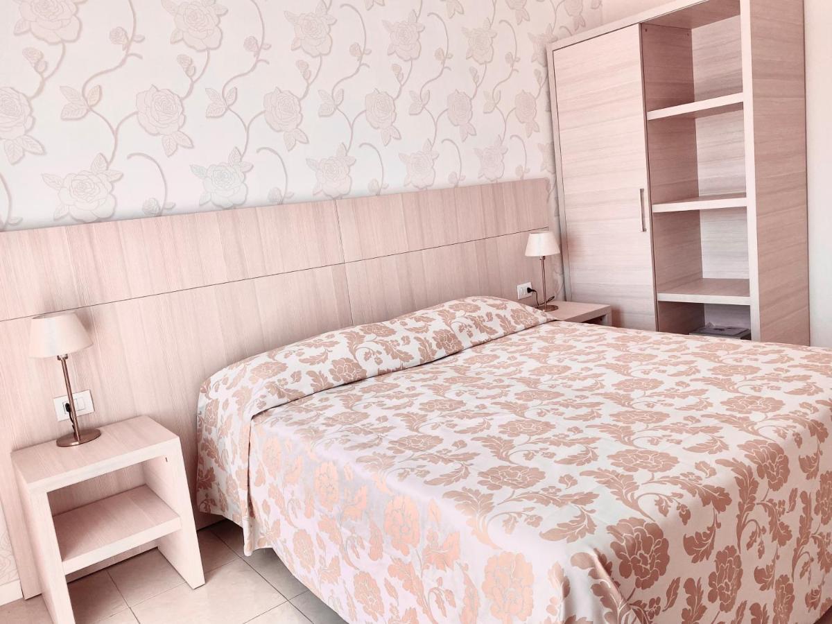 Santa Barbara Hotel & Apartments Bellaria-Igea Marina Pokój zdjęcie