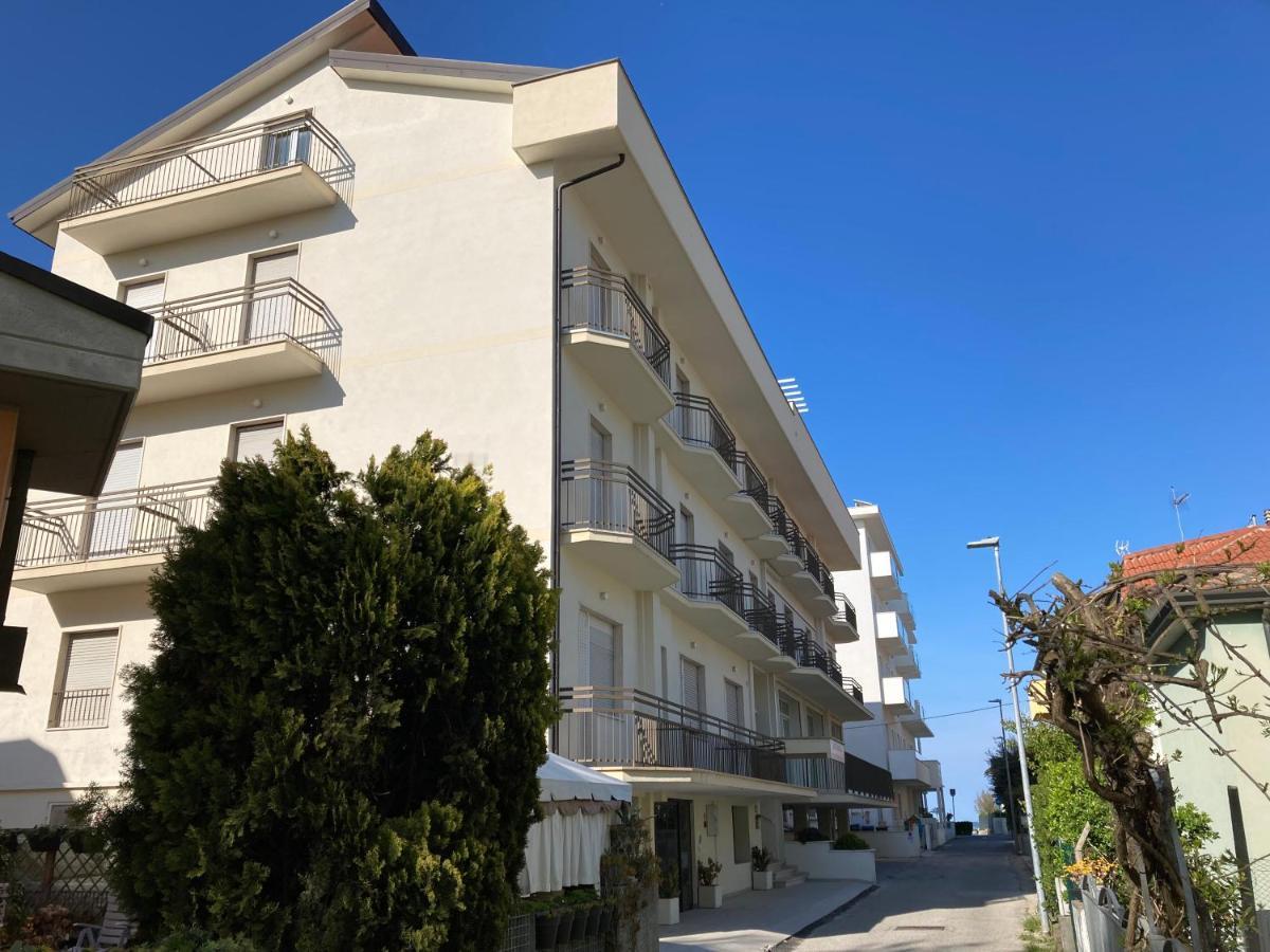 Santa Barbara Hotel & Apartments Bellaria-Igea Marina Zewnętrze zdjęcie